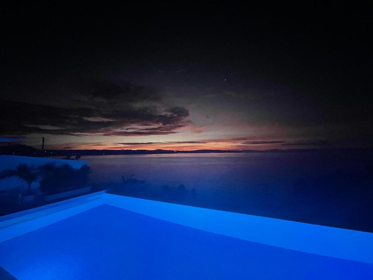 Dauis Epic Suites Bohol Adults Only מראה חיצוני תמונה