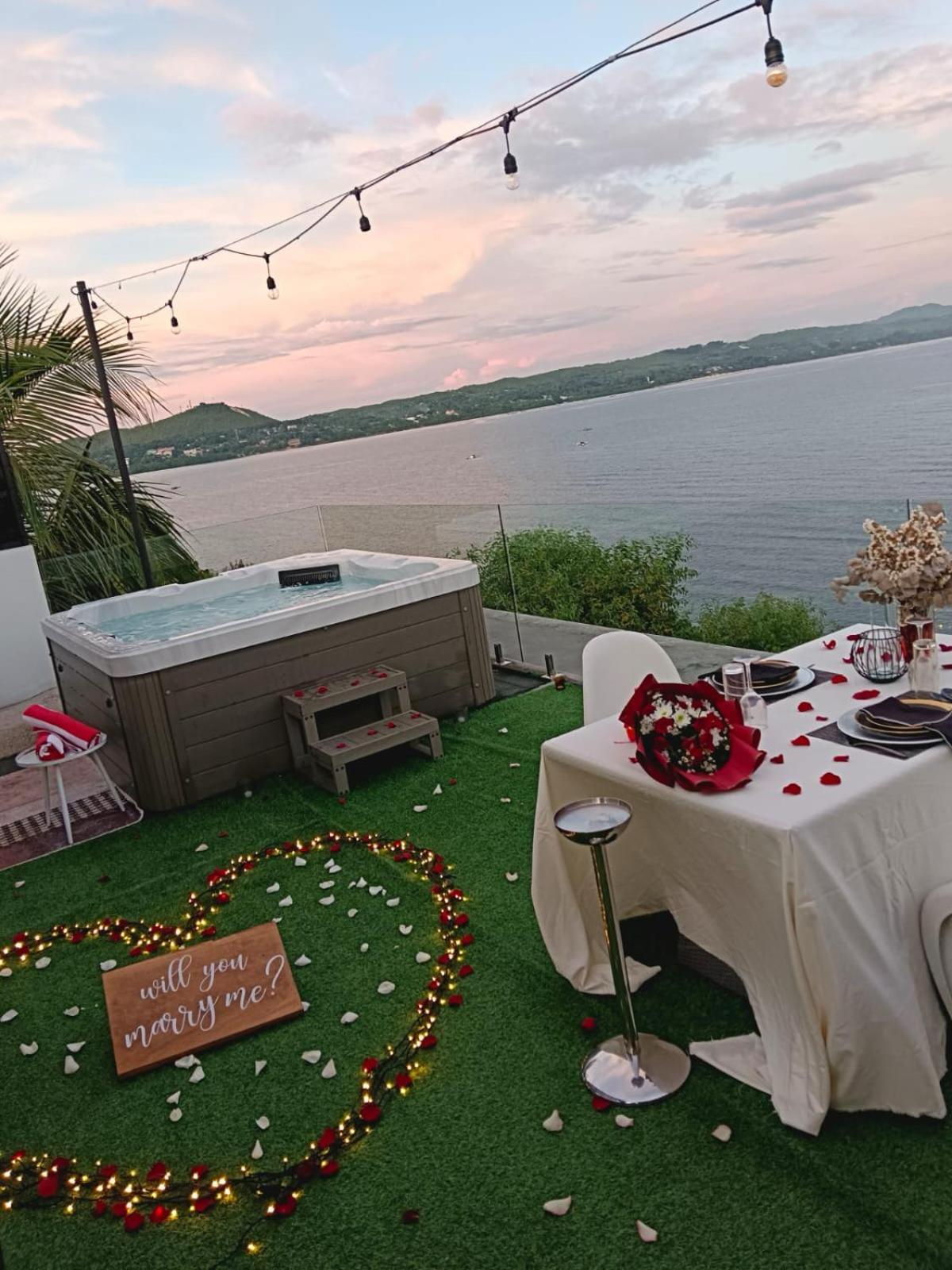 Dauis Epic Suites Bohol Adults Only מראה חיצוני תמונה